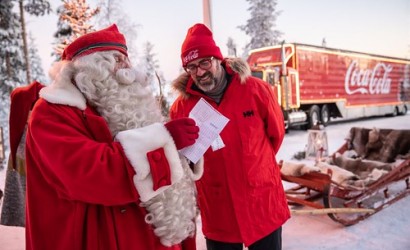 Coca-Cola Christmas truck meets Santa in the Arctic Circle 