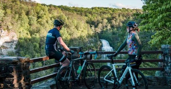 Tennessee Tourism Invites Travelers to Hit the Back Roads With New Statewide Road Cycling Program Breaking Travel News